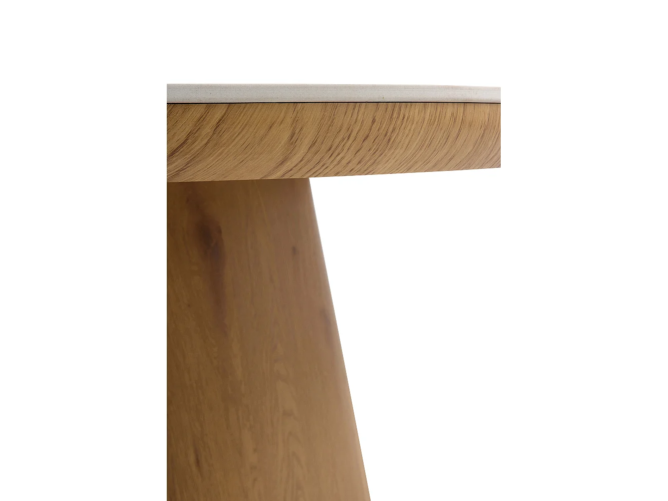 Mesa comedor chapada en madera de roble con sobre cerámico blanco calacatta