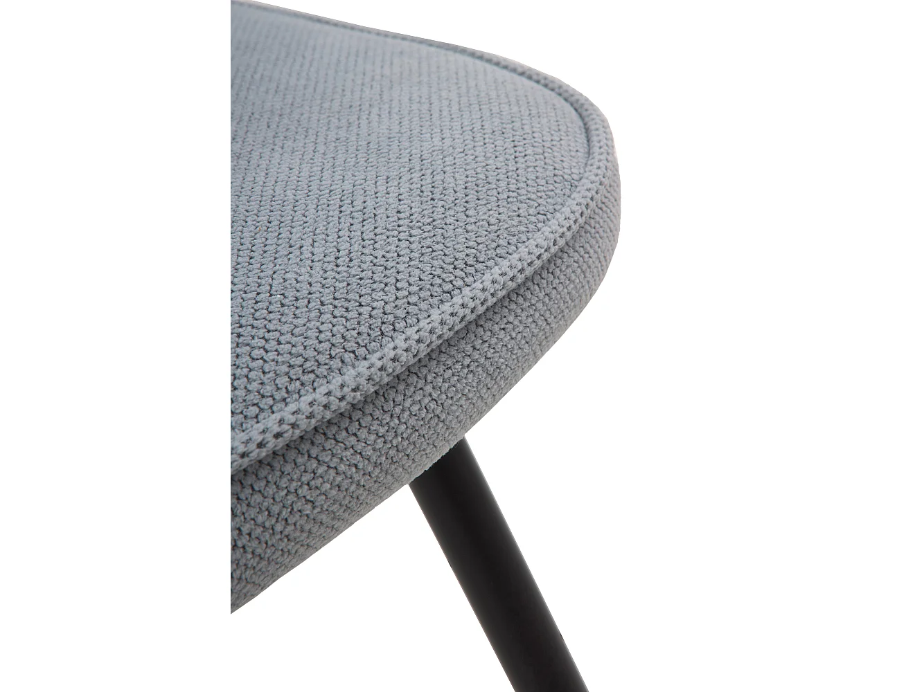 Pacote de 4 cadeiras estofadas cor azul claro com pés em metal preto