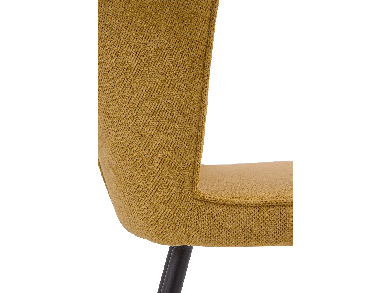 Lot de 4 chaises rembourrées couleur moutarde avec pieds métalliques noirs