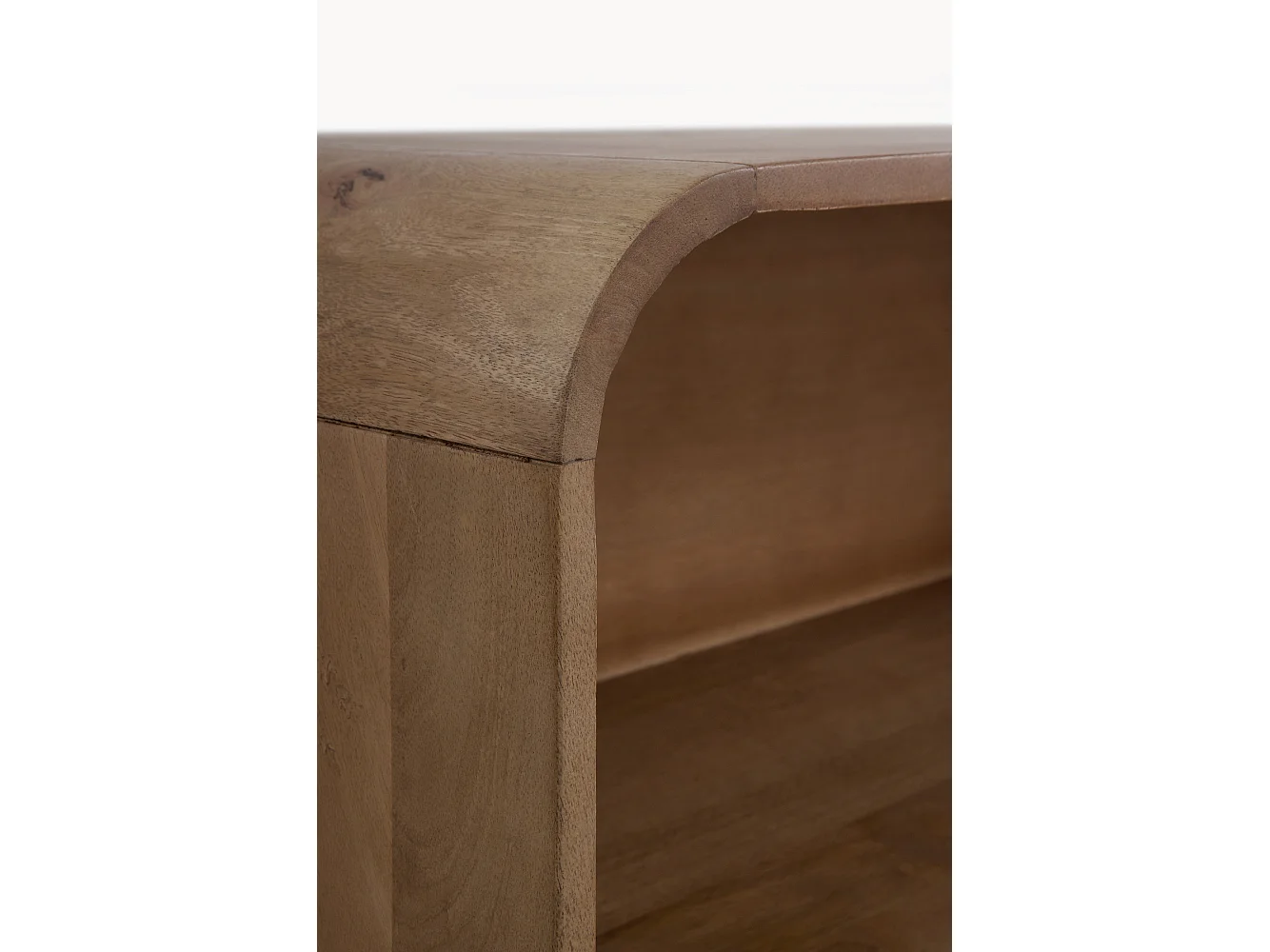 Aparador alto contornos curvos de madera maciza de mango con 2 puertas