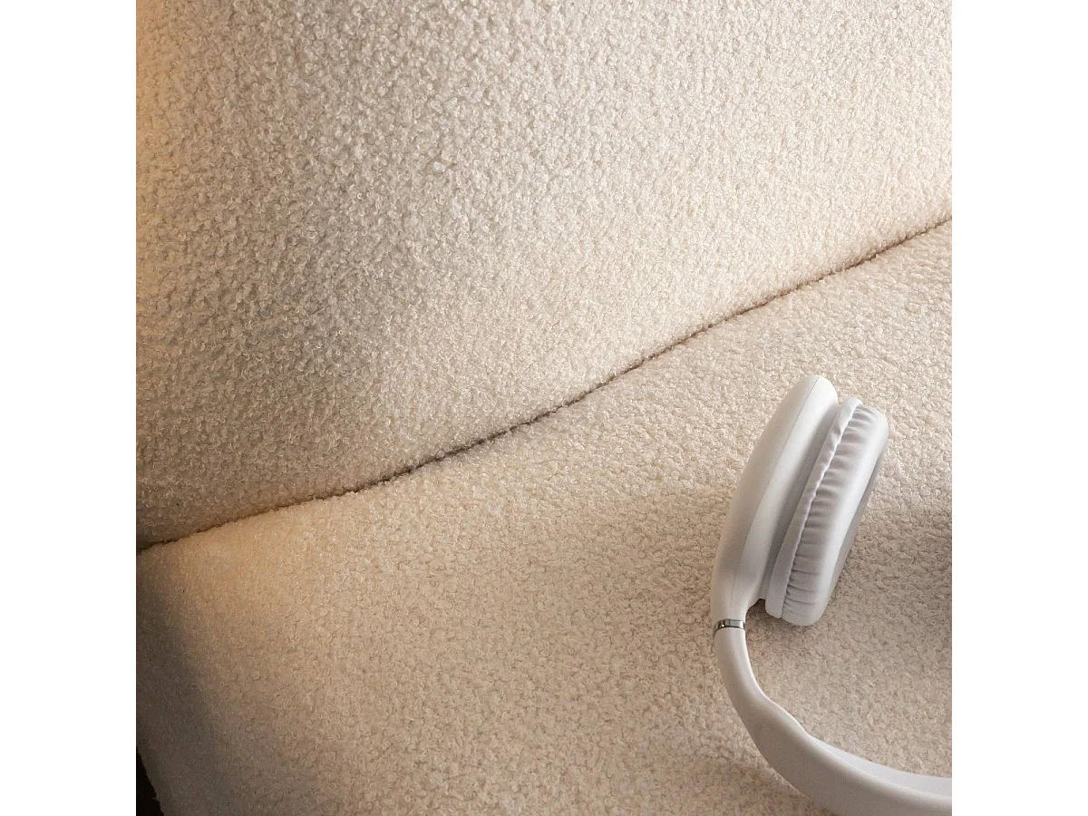 Fauteuil confort en tissu bouclette blanc Johanna