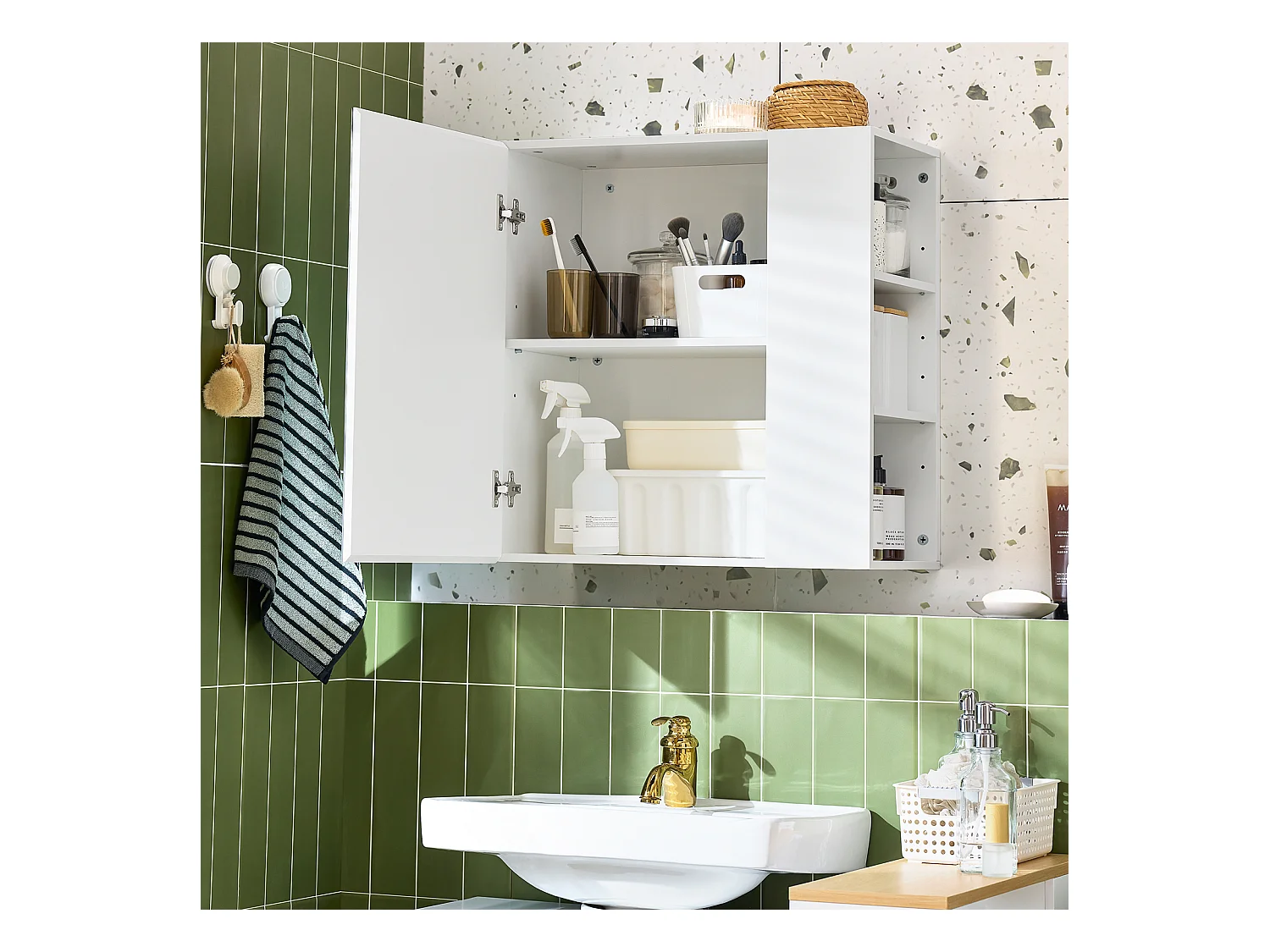 SoBuy BZR184-W - Meuble de salle de bain avec miroir et étagères réglables L57.0cm x L30.0cm x H6...