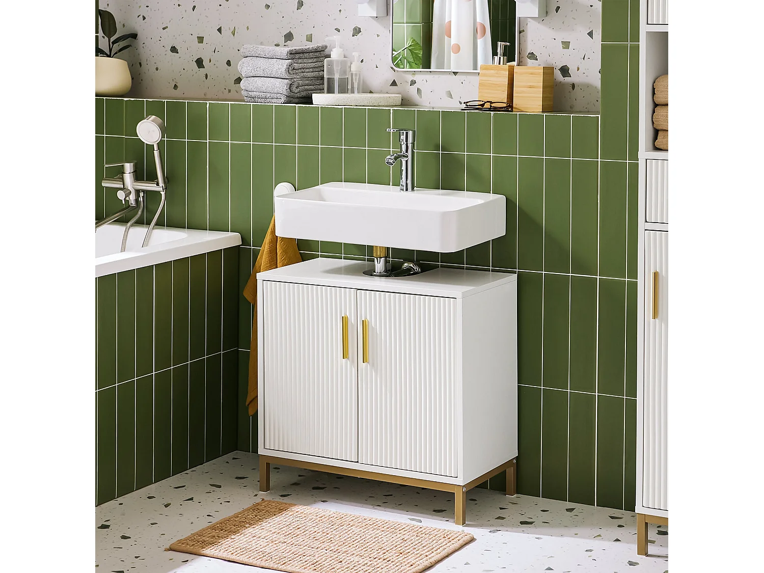 Szafka łazienkowa z przesuwanymi drzwiami BZR179-W