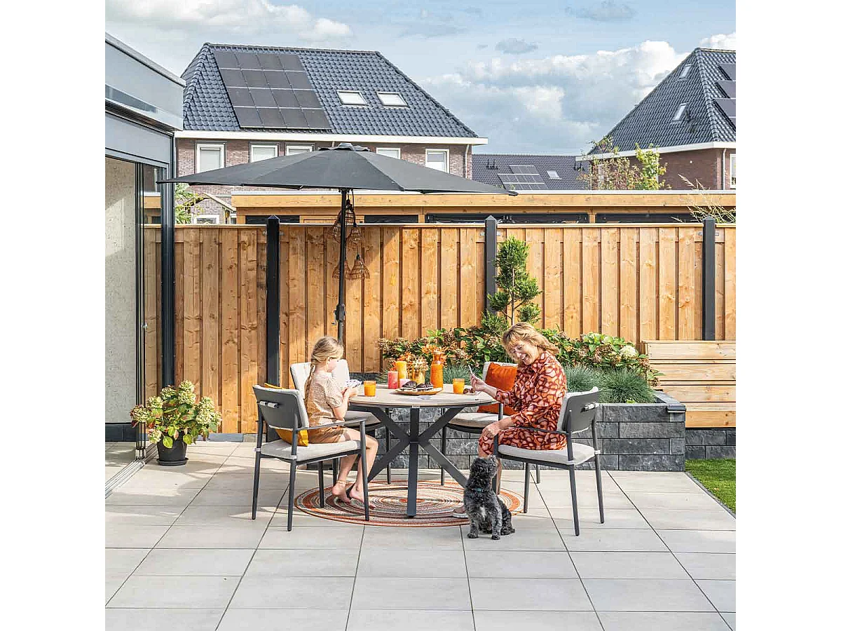 Garden Impressions Tulli tuintafel Ø122 cm - licht bruin