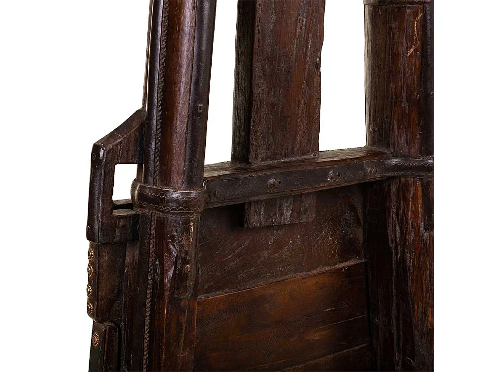 Brauner Holzsessel 80x77x199h cm