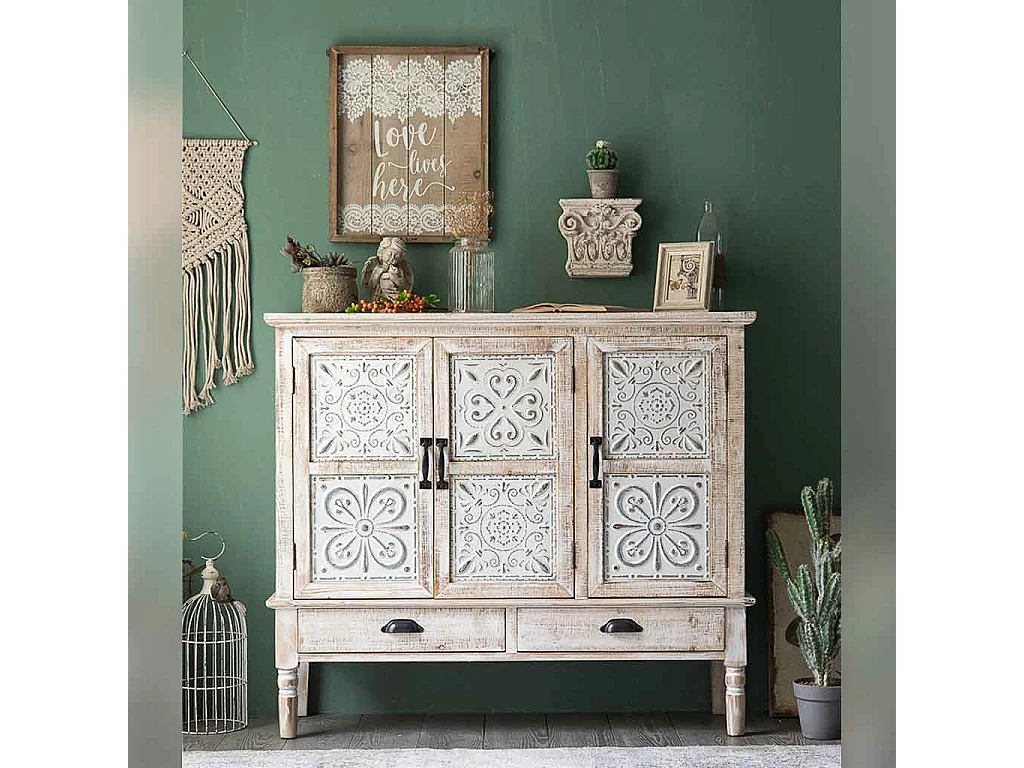 Buffet en bois sculpté 3 portes et 2 tiroirs 115x36x100h cm