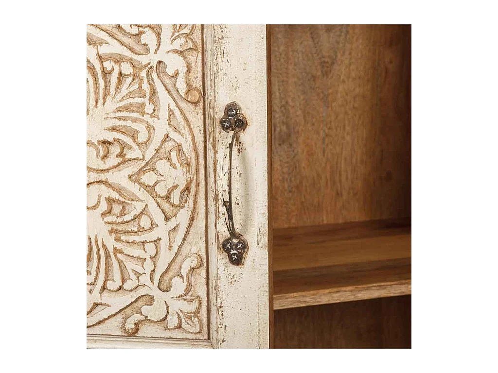 Armário de madeira entalhada com acabamento artesanal 96x40x167h cm