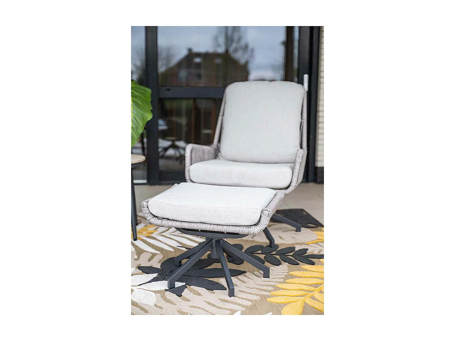 Fauteuils lounge Garden Impressions Bosh pivotants - Table d'appoint Lucas Ø50x48 cm