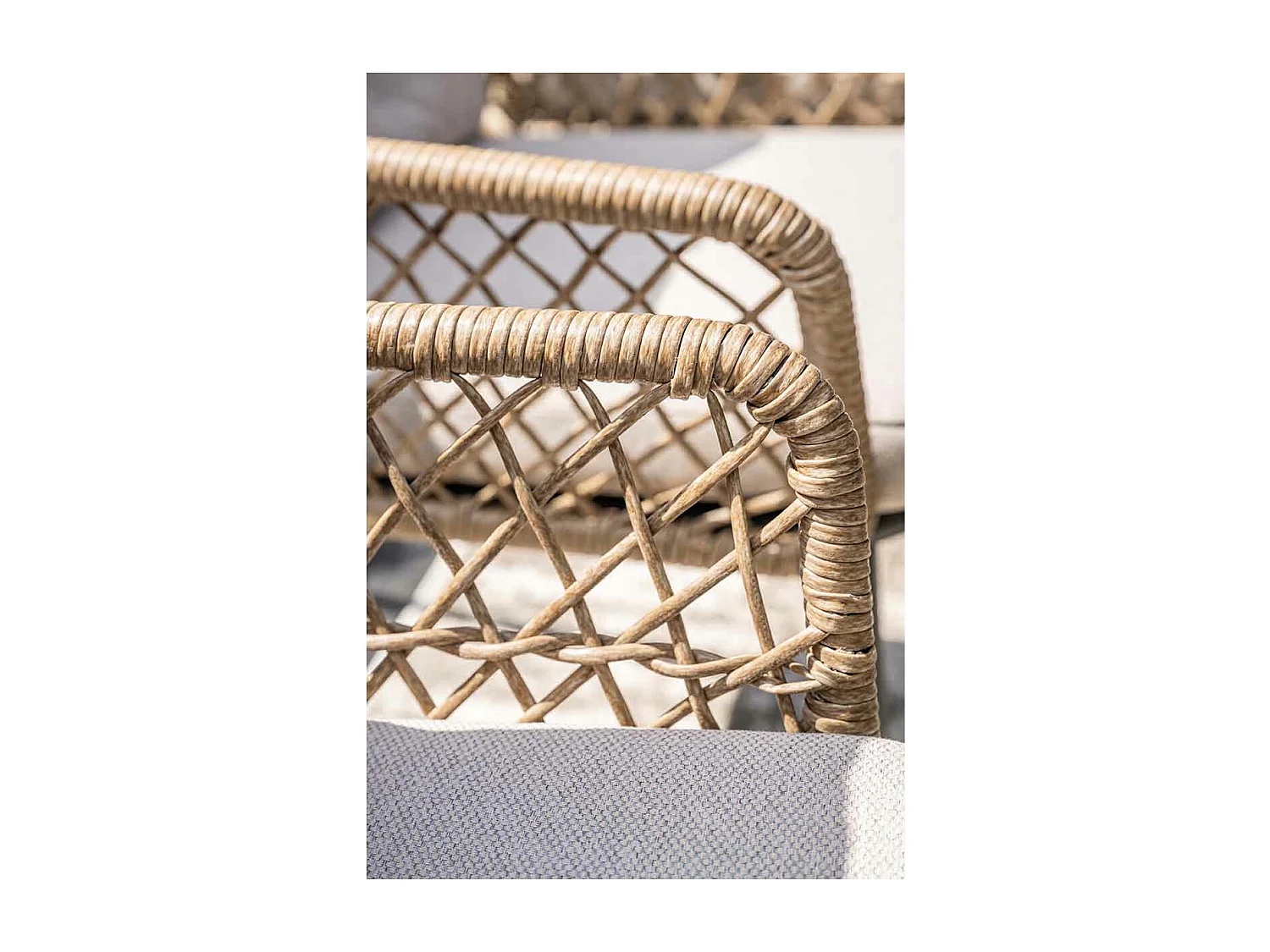 Garden Impressions Kalibo tuinset 6-delig - Tulli tuintafel Ø148x75 cm - light teak vironwood