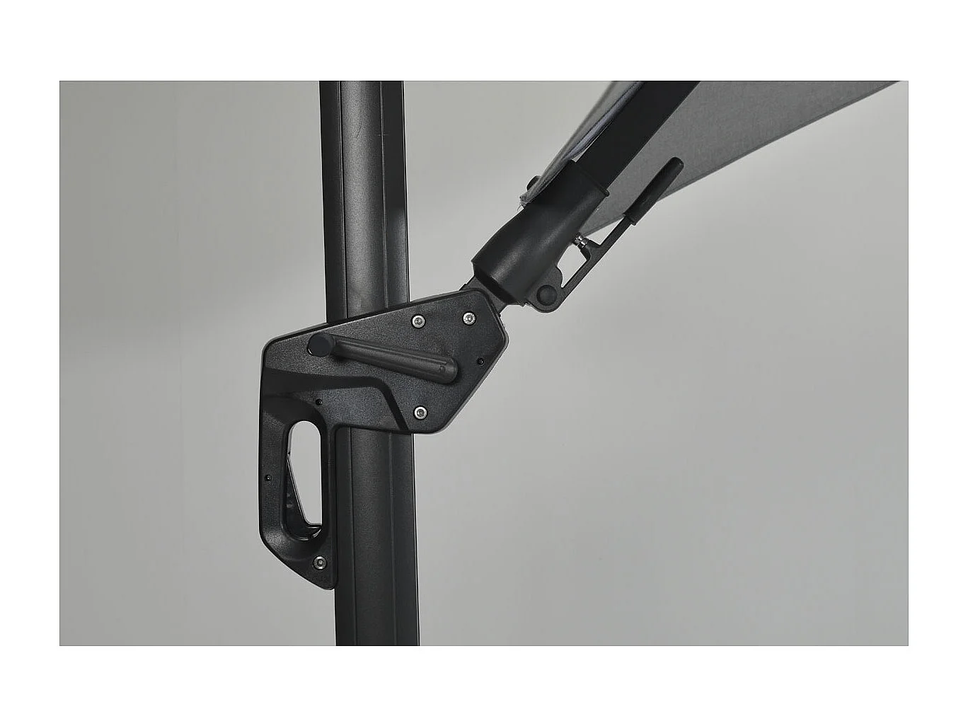 Garden Impressions Zweefparasol Hawaii Deluxe 300x300 - donker grijs - licht grijs