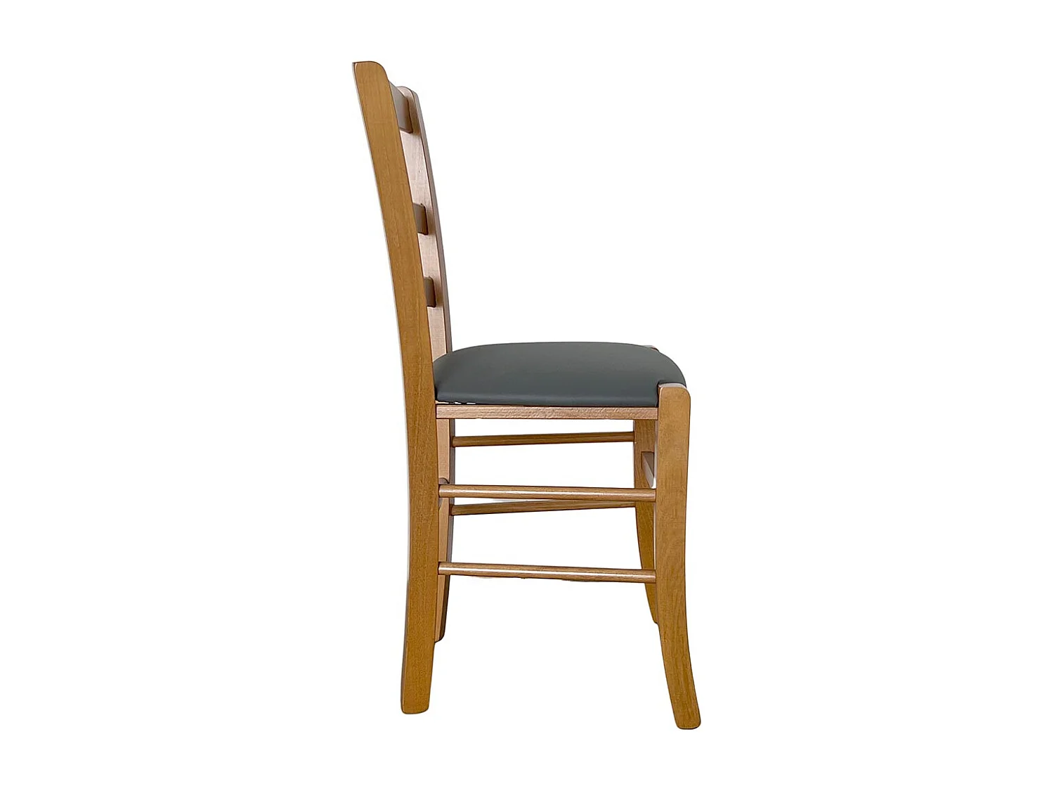 Chaise de campagne en bois de noyer clair avec assise en simili cuir anthracite