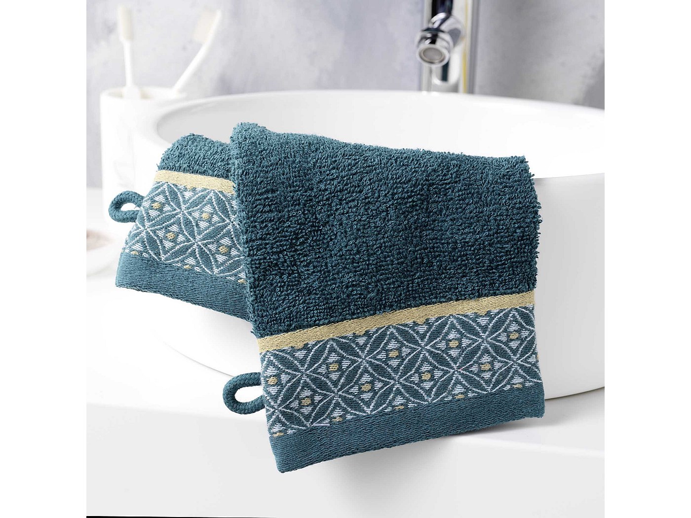 Lot De 2 Gants De Toilette Hanni - Coton Absorbant, Bords Tissés, Broderie Décorative