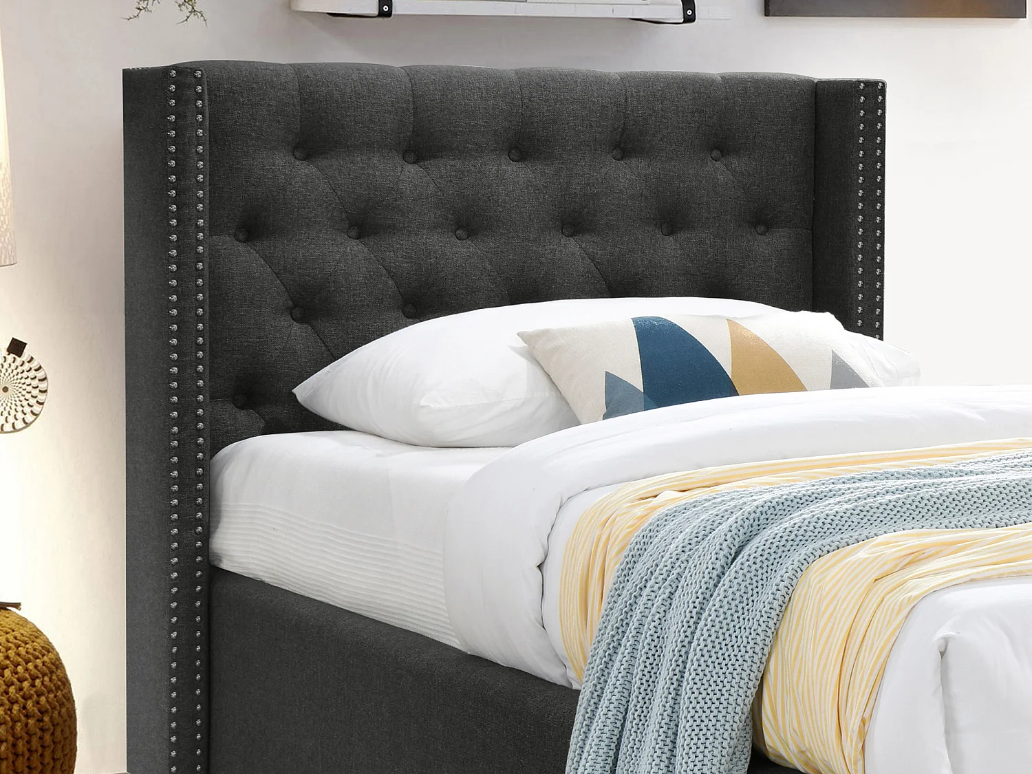 Lit 90 x 200 cm avec tête de lit capitonnée - Tissu - Gris + Matelas - MASSIMO II