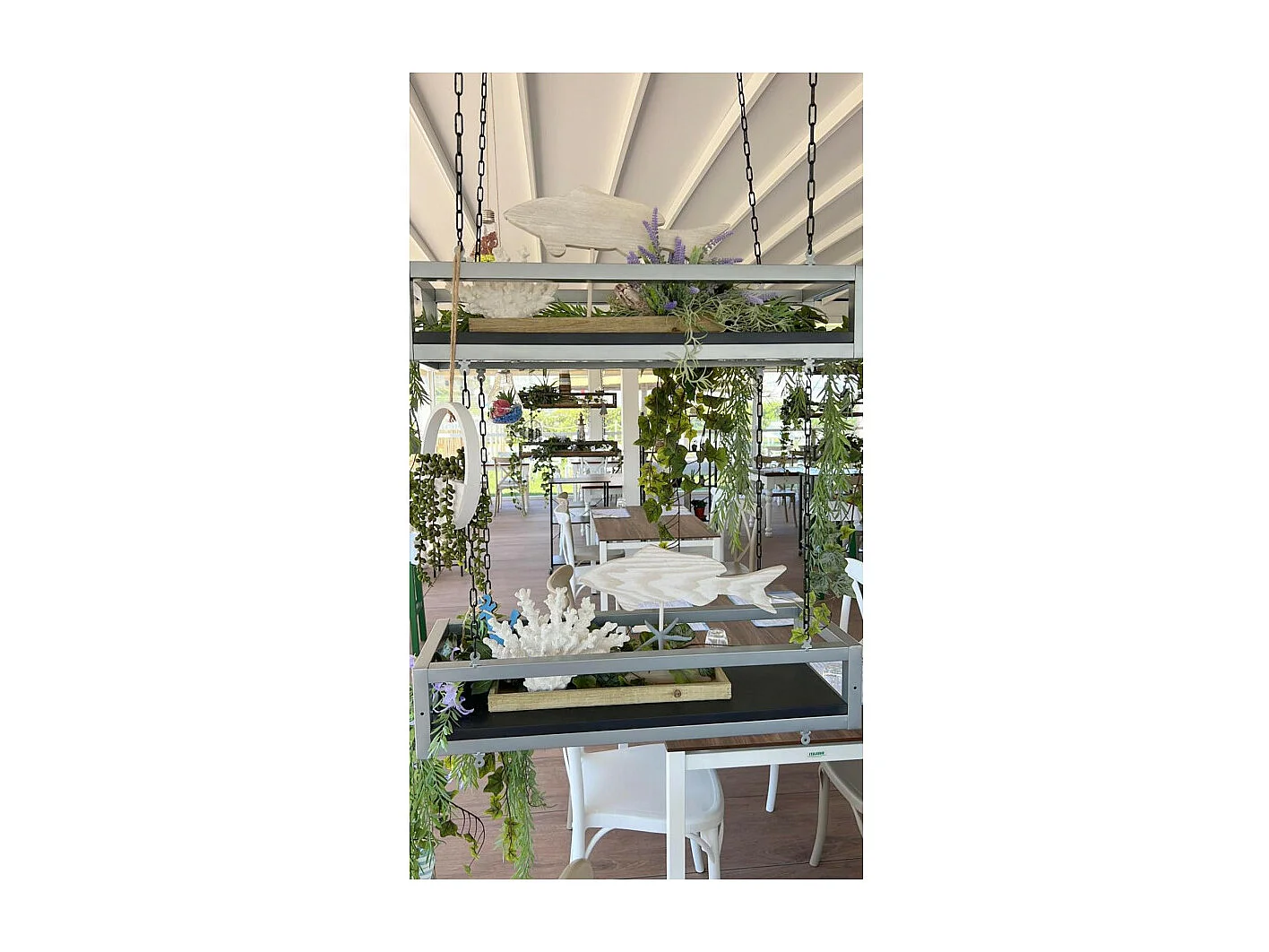 Etagère FLOWERS suspendue au plafond GRIS NOIR longueur 75 cm avec chaines pour jardin vertical fleurs par Yelloo