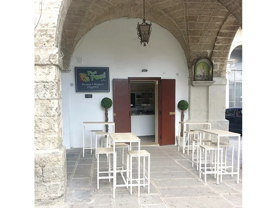 Tafelset met 4 krukken beige eiken mod. BRASIL door Yelloo