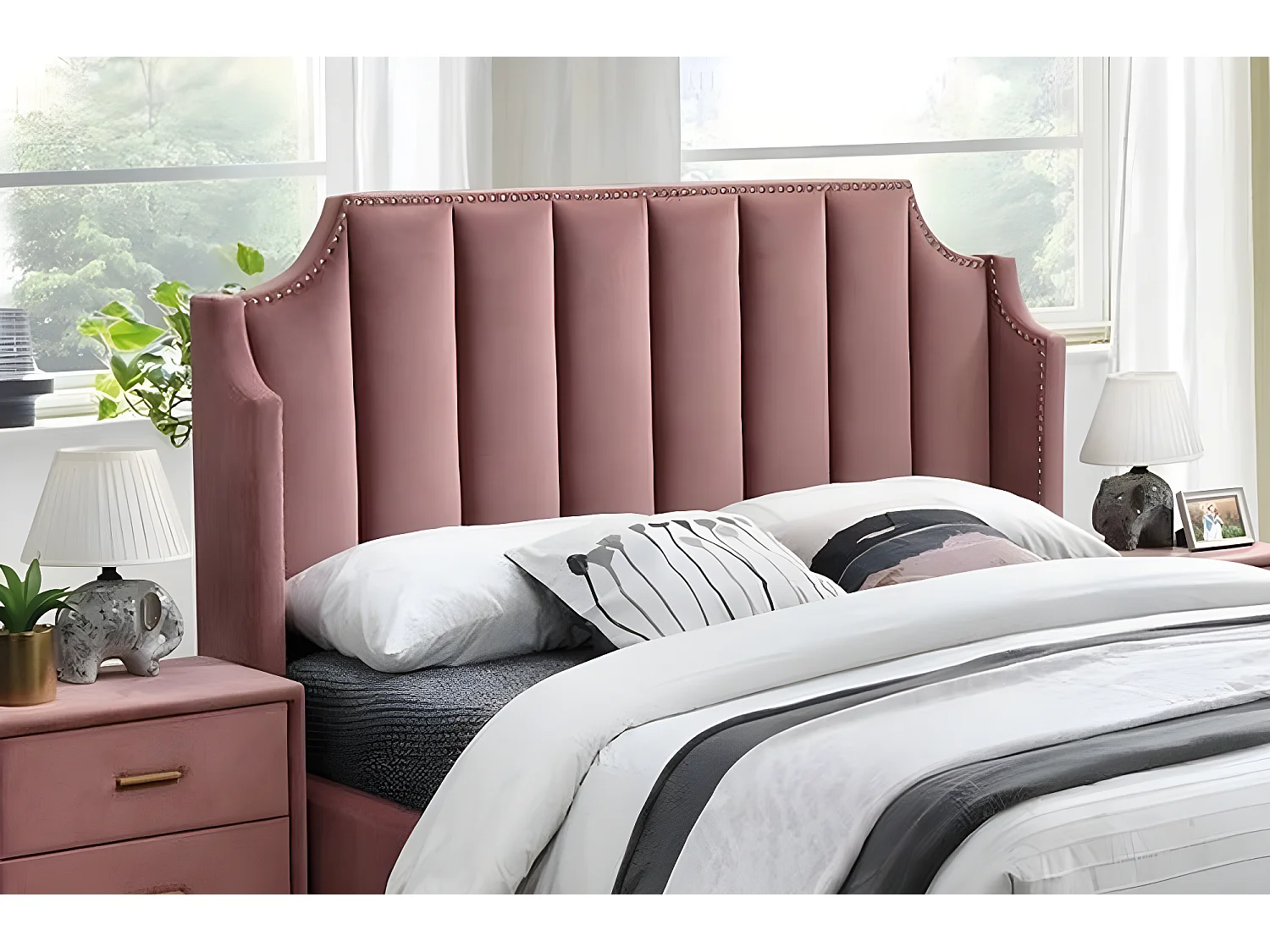 Lit double en tissu velours de qualité MONOTI, rose pale, avec sommier à lattes, 160x200