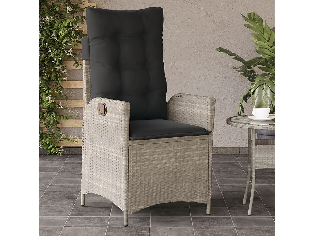 Chaise inclinable de jardin coussins gris clair résine tressée