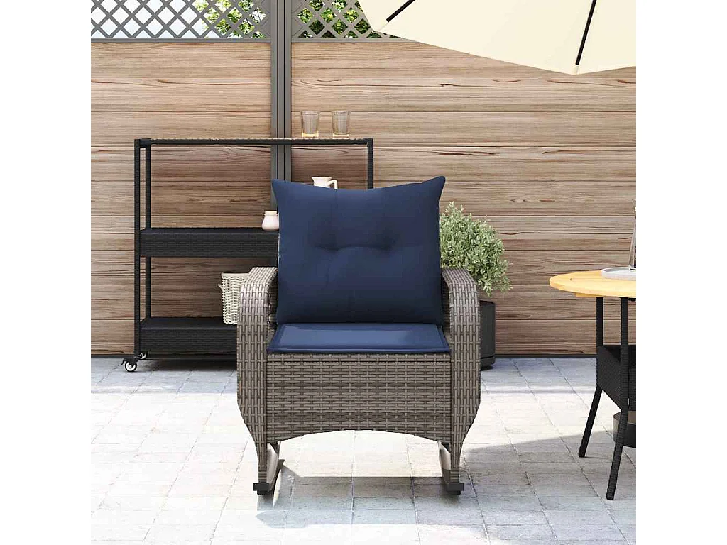 Cadeira de balanço de jardim com almofadas de vime de resina cinza