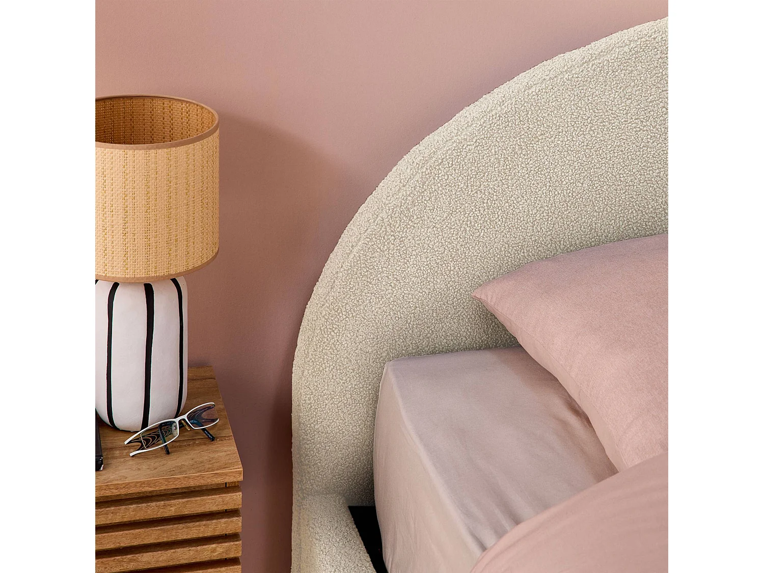 Struttura letto con contenitore e testiera 160cm, imbottita bouclé,