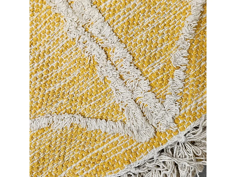 Tapis 120 x 180 cm en coton jaune avec motifs et franges écru - ALIBA