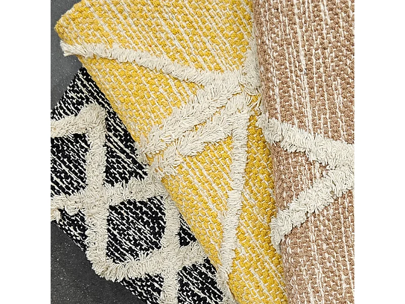 Tapis 120 x 180 cm en coton jaune avec motifs et franges écru - ALIBA