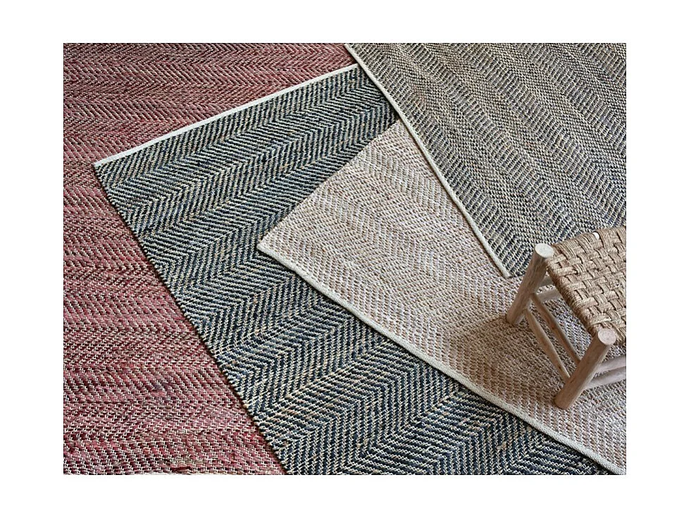 Tapis marron 120 x 180 cm en chanvre tissé et cuir recyclé - INDRA
