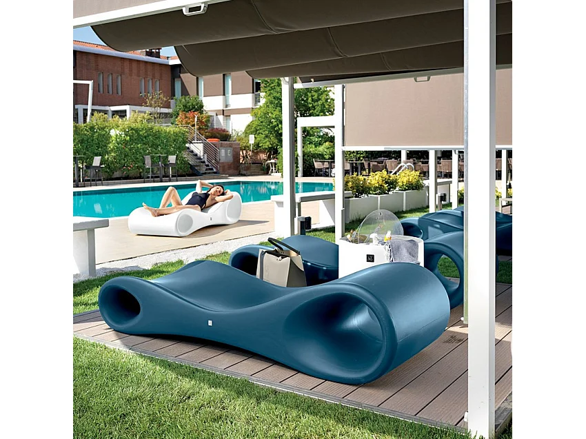 Chaise longue d'extérieur en polyéthylène de design moderne Tahiti
