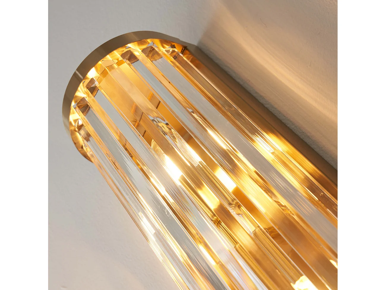 Applique demi-cylindrique pampilles transparentes - Andria