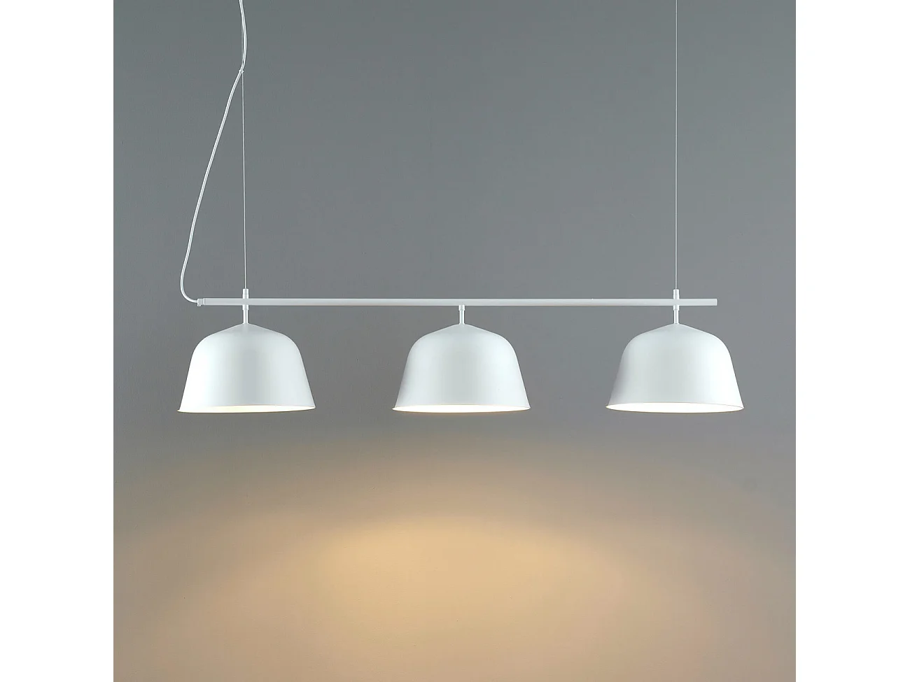 Grande suspension scandinave métal blanc - Oviedo