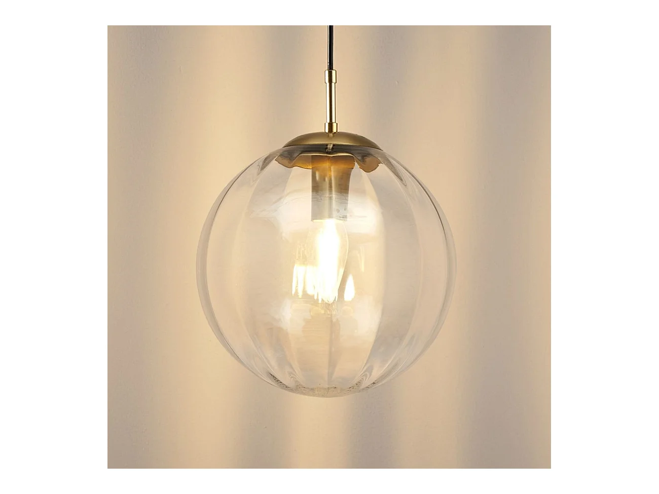 Suspension tendance boule en verre strié - Niccolo
