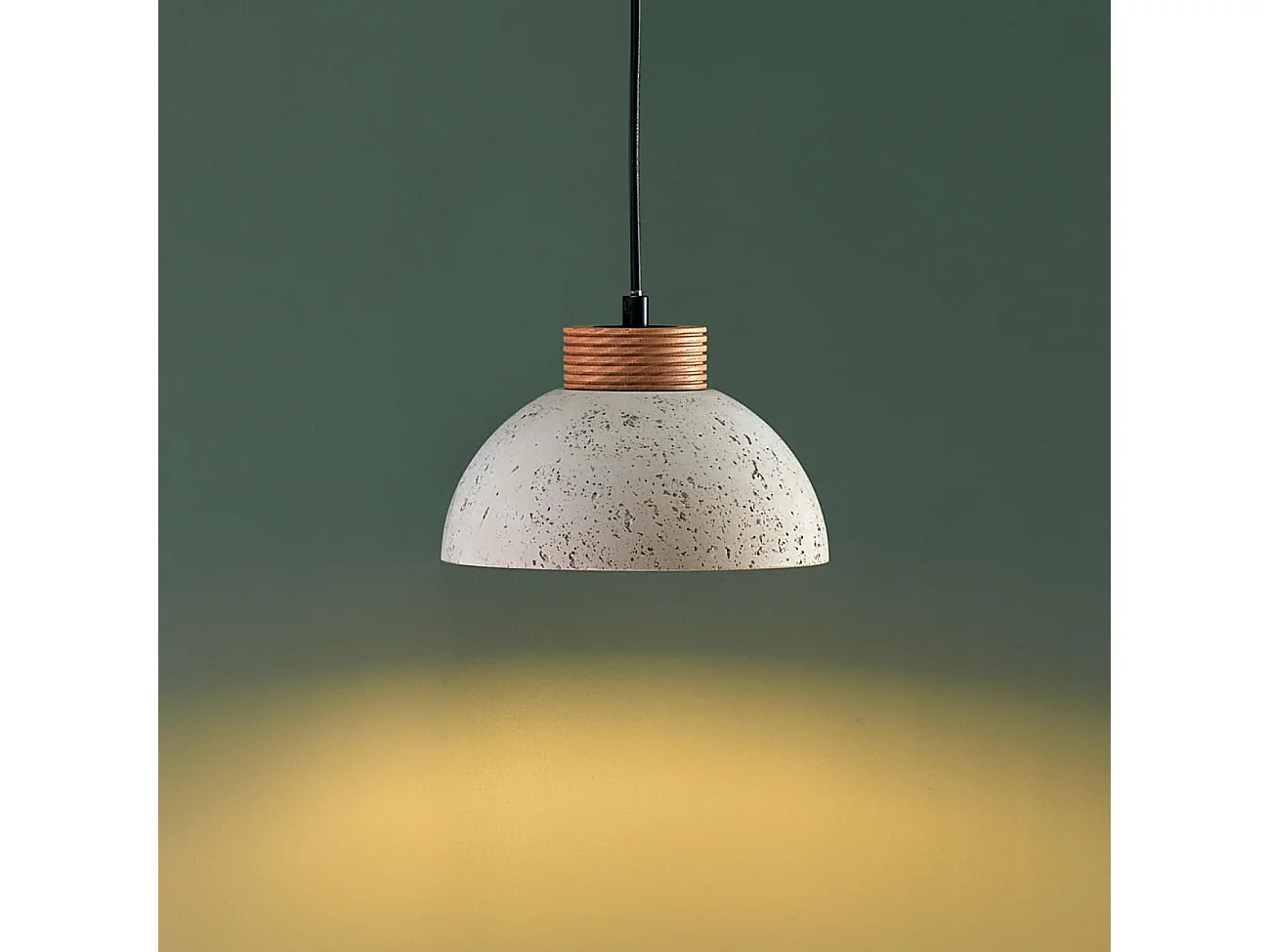 Suspension béton gris et bois - Koda