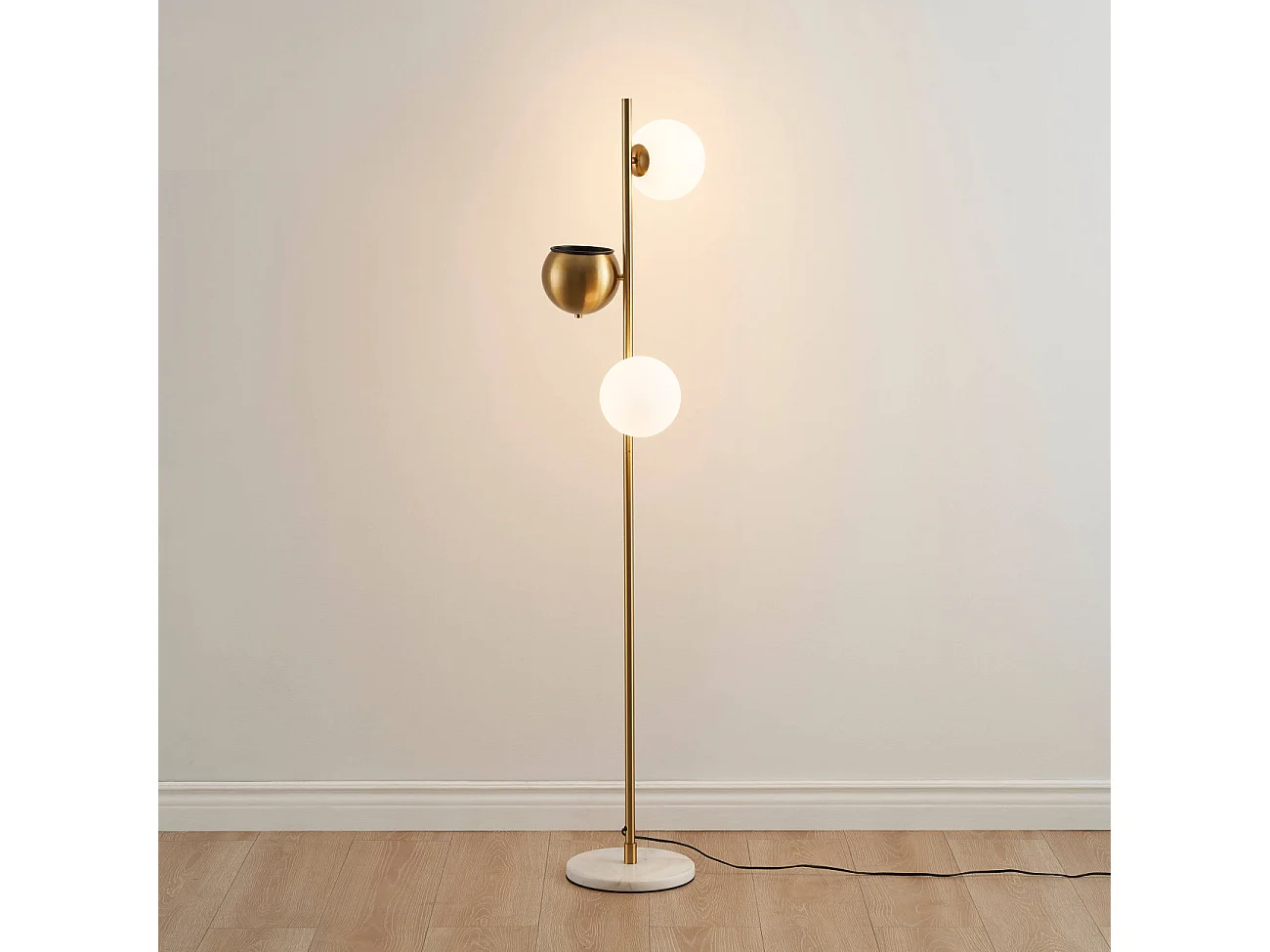 Lampadaire doré verre blanc avec support plante - Ortensia