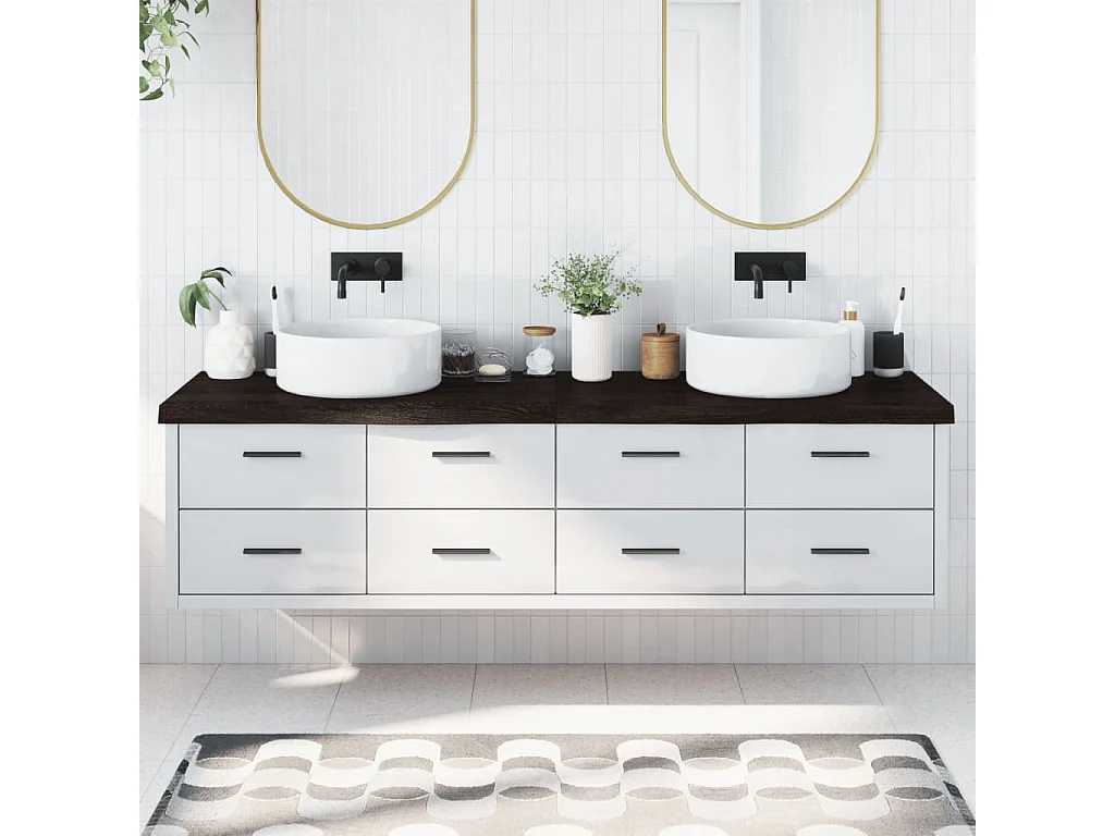 Dunkelbraune Badezimmer-Waschtischplatte aus behandeltem Massivholz