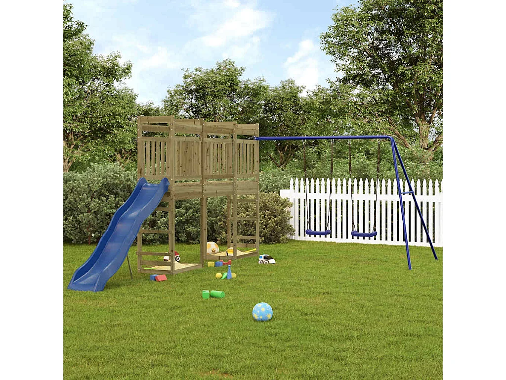 Parque infantil exterior em madeira de pinho impregnada