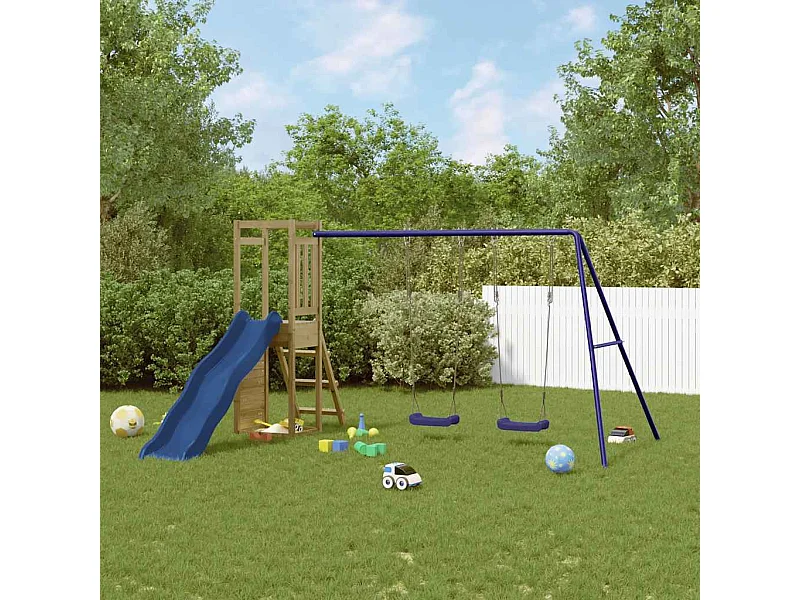 Parque infantil exterior fabricado en madera de pino impregnado