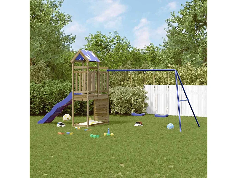 Parque infantil exterior em madeira de pinho impregnada