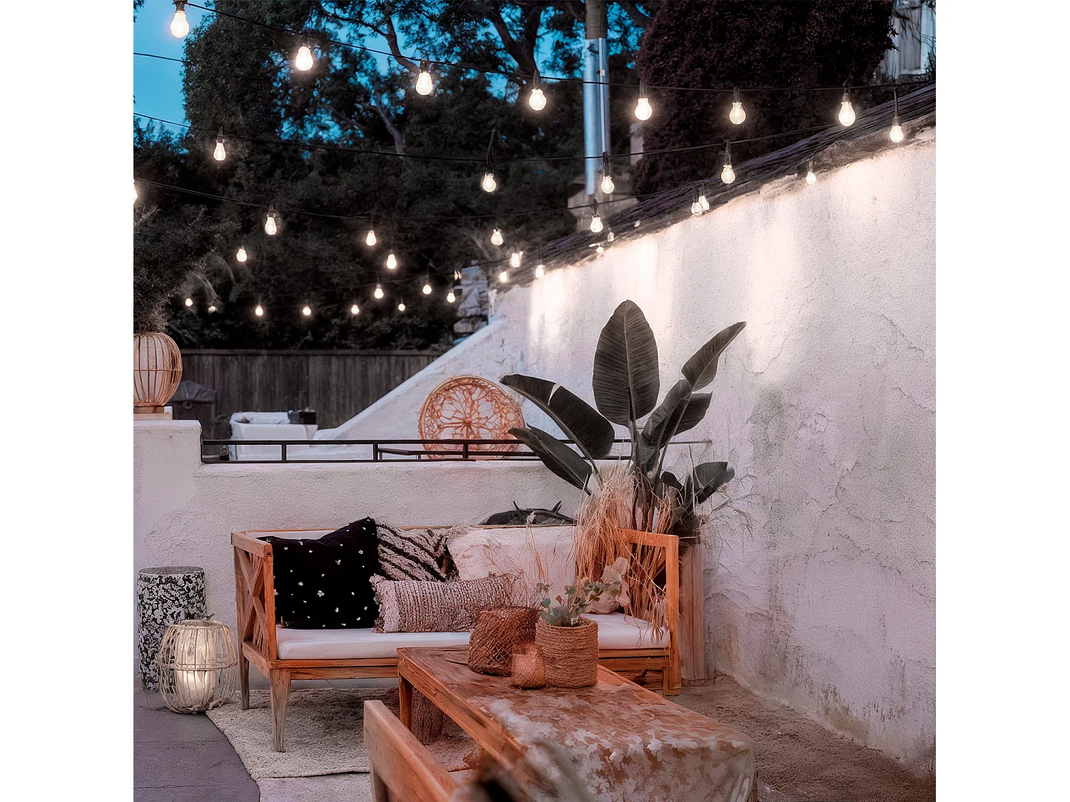 Guirnalda Exterior con Bombillas LED B22 Filamento A60 5m IP44 Negro 4000K Blanco Neutro