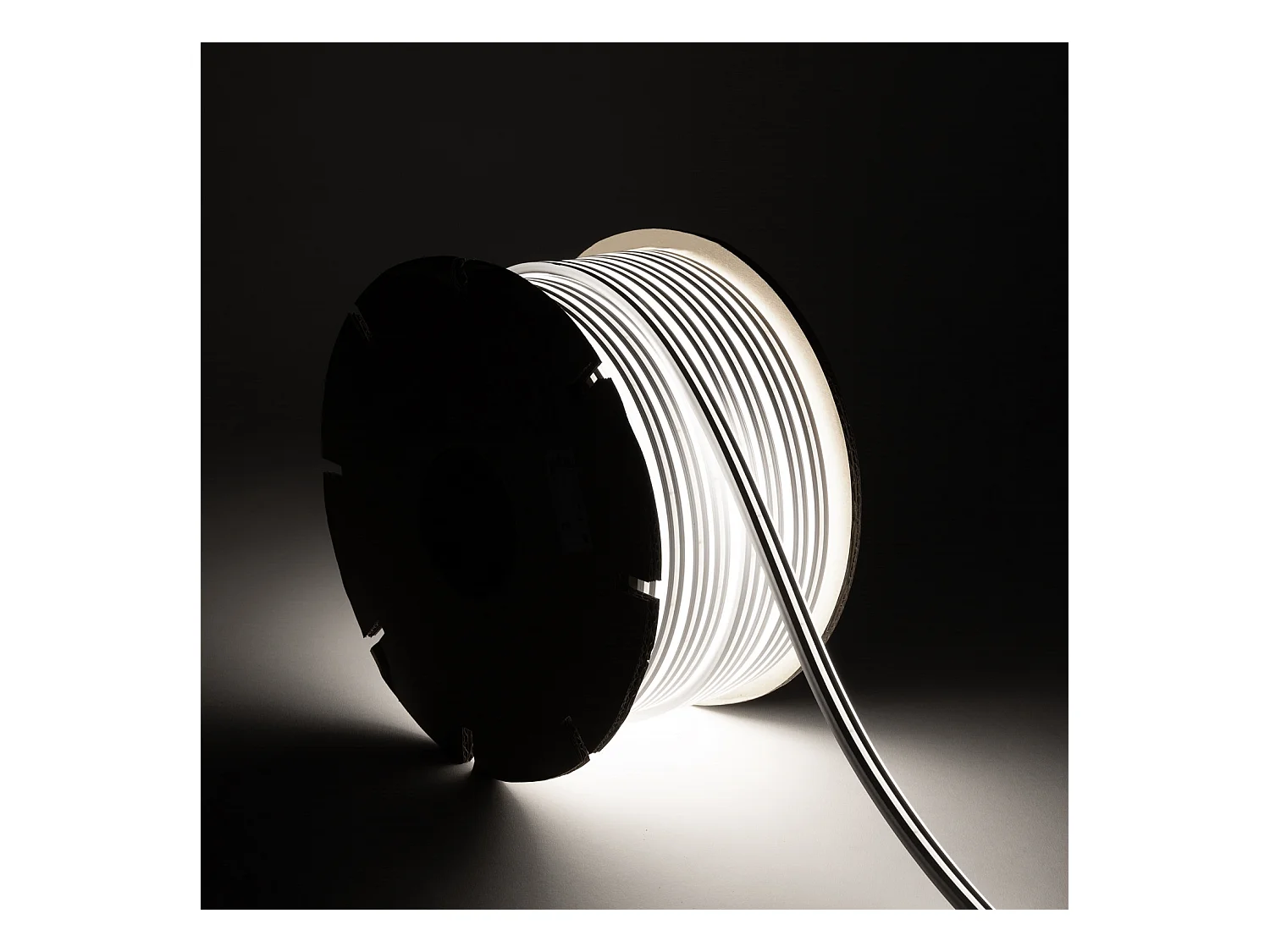 Tira LED Neón 24V Bobina 50m 8W/m FreeCut IP65 NFLEX6 Blanco Frío