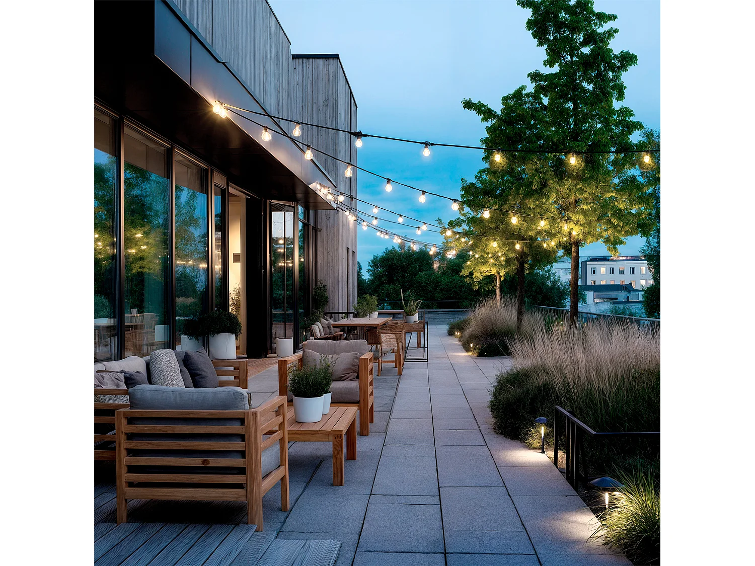 Guirnalda Exterior con Bombillas LED B22 Filamento G95 10m IP44 Negro 4000K Blanco Neutro