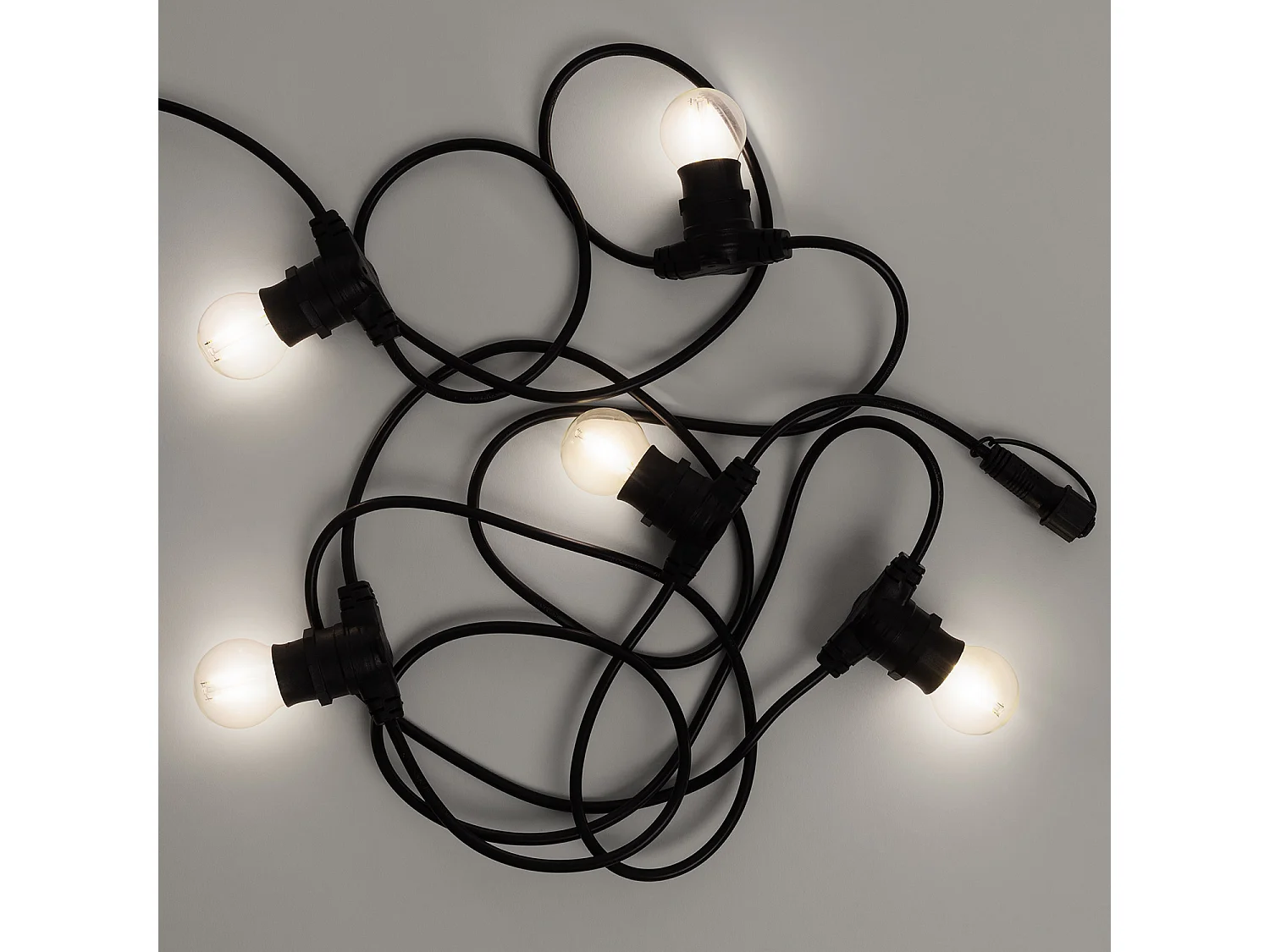 Kit Ghirlanda Luci per Esterno IP44 5m Nero + 5 Lampadine Filamento LED B22 2W G45 4000K Bianco Naturale