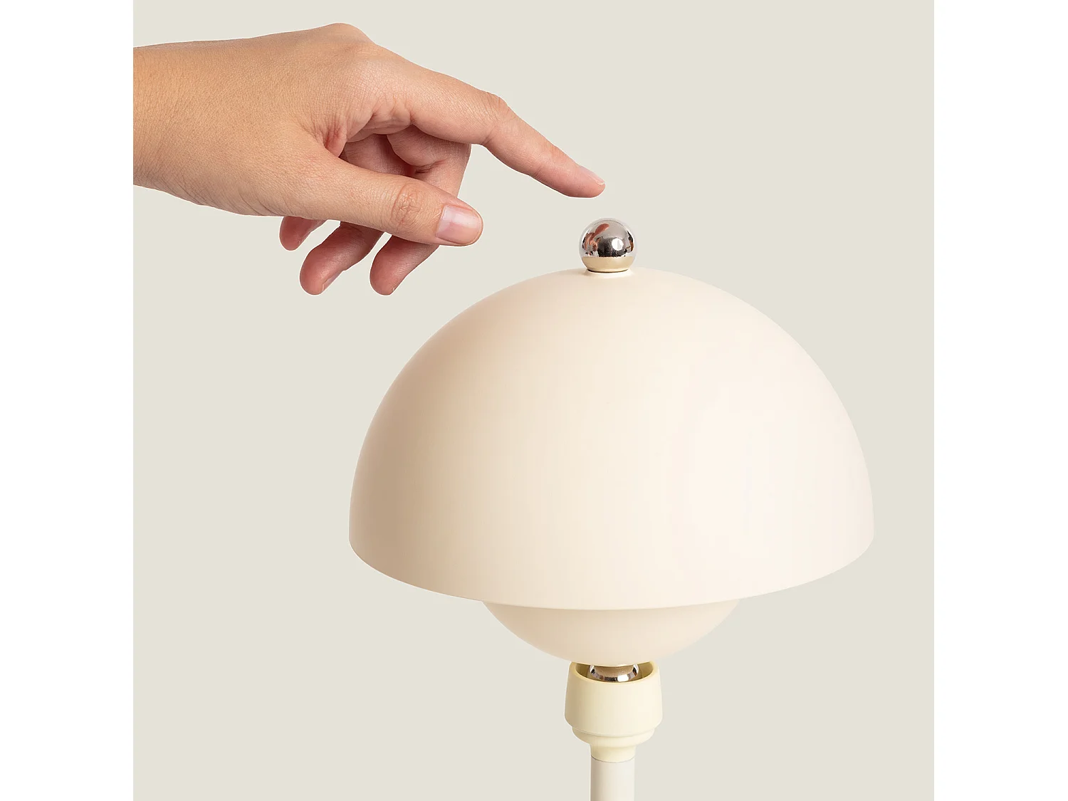 Lampe à Poser LED 5W Portable avec Batterie USB Rechargeable Pauna Beige