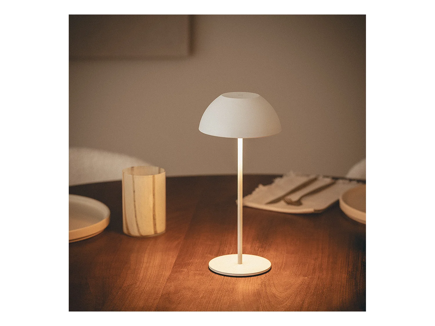 Lampe à Poser Portable LED 2W avec Batterie Rechargeable USB Mugla Blanc