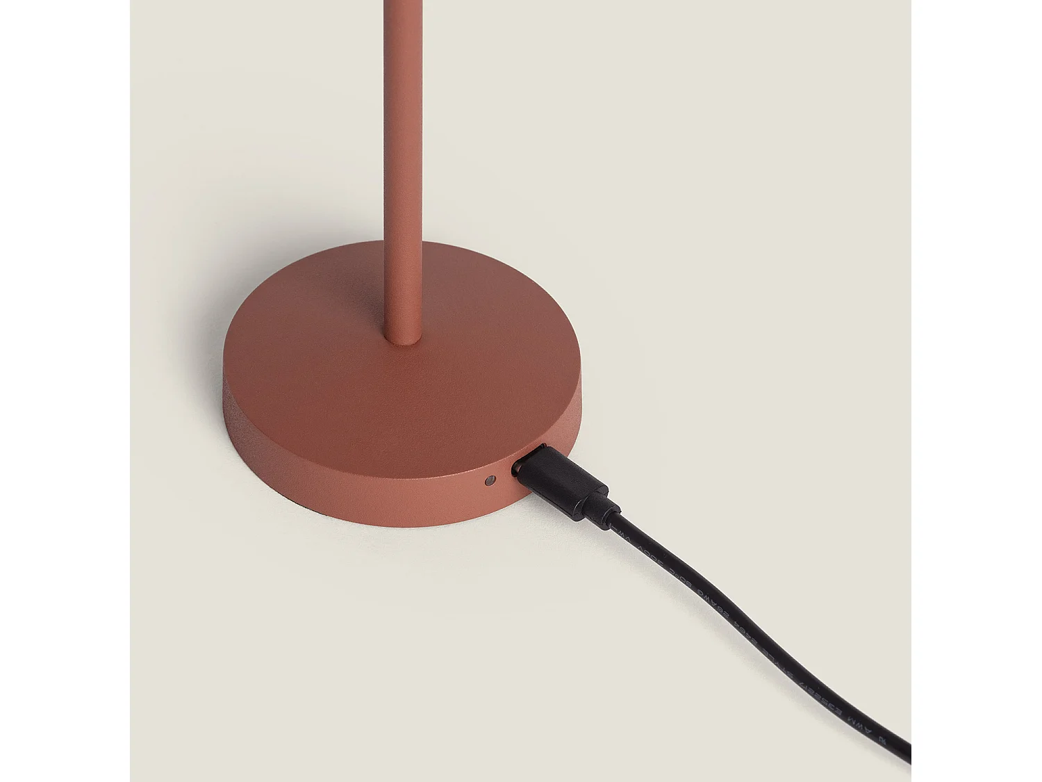 Lampe à Poser LED Portable Extérieure Métal avec Batterie Rechargeable Magatzi Terre cuite