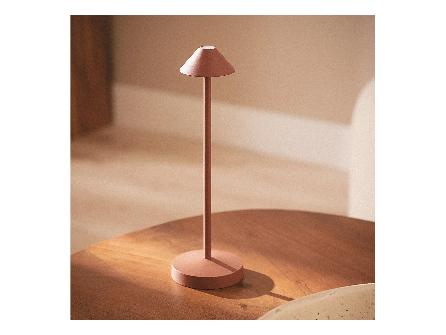 Lampada da Tavolo LED Portatile per Esterno Metallo con Batteria Ricaricabile Magatzi Terracotta