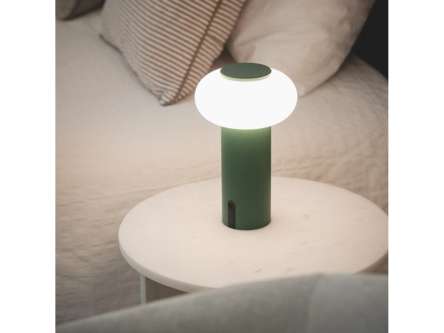 Lampe à poser LED portable extérieur métal avec batterie rechargeable Katse Vert