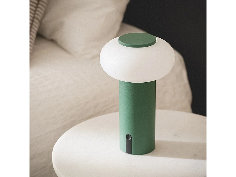 Lampe à poser LED portable extérieur métal avec batterie rechargeable Katse Vert