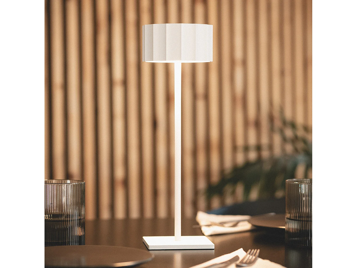 Lámpara de Mesa LED Portátil para Exterior con Batería USB Recargable Cesc Blanco