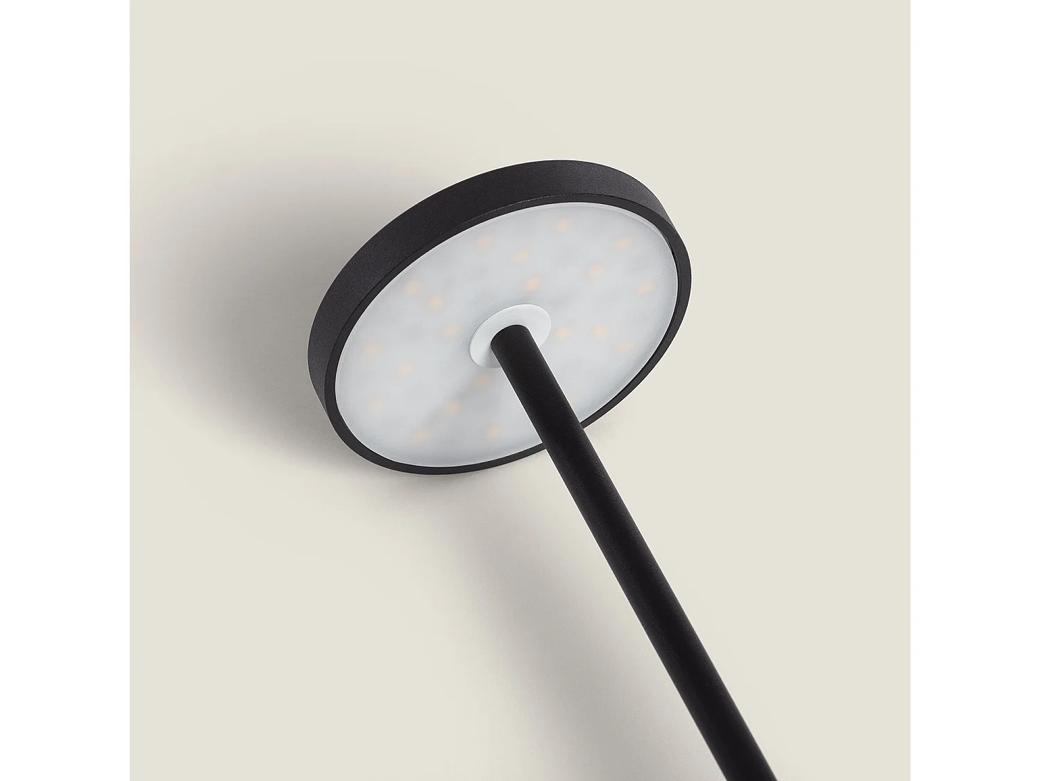 Lampada da Tavolo LED Portatile per Esterni Metallo con Batteria USB Ricaricabile Jawania Nero