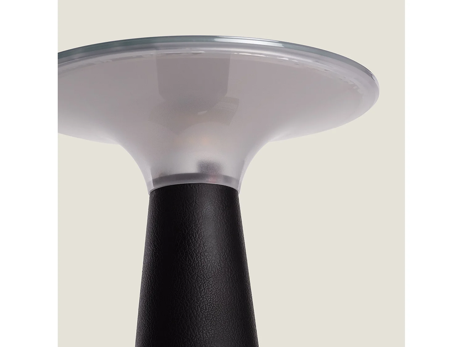 Lampe de Table Solaire d'Extérieur LED Portable avec Batterie USB Rechargeable Soucha Noir