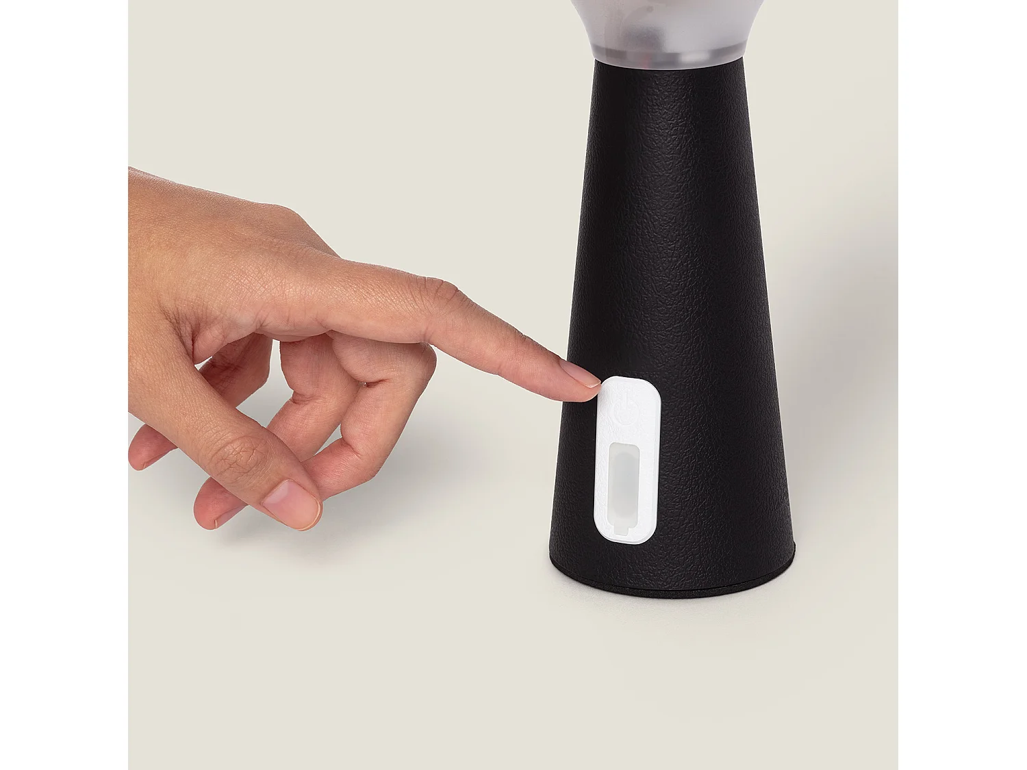 Lampe de Table Solaire d'Extérieur LED Portable avec Batterie USB Rechargeable Soucha Noir